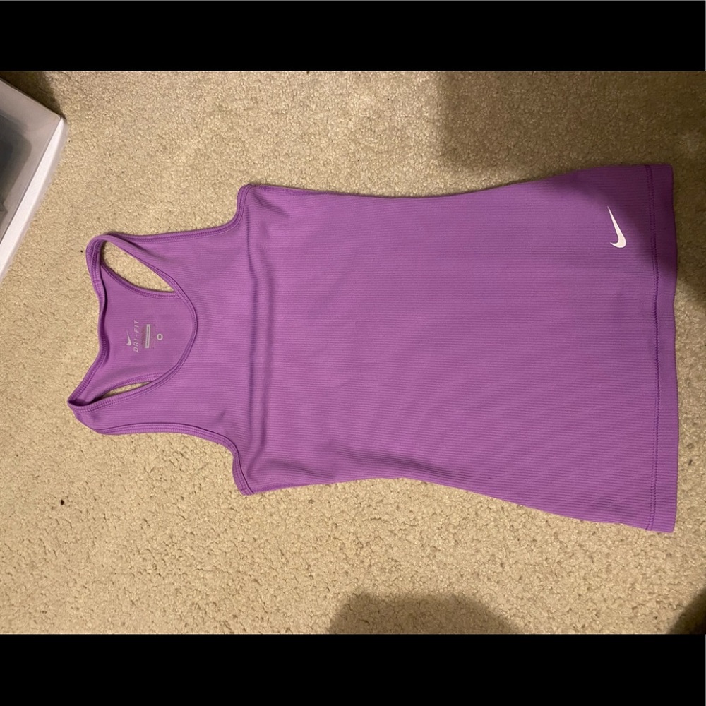 Nike tank